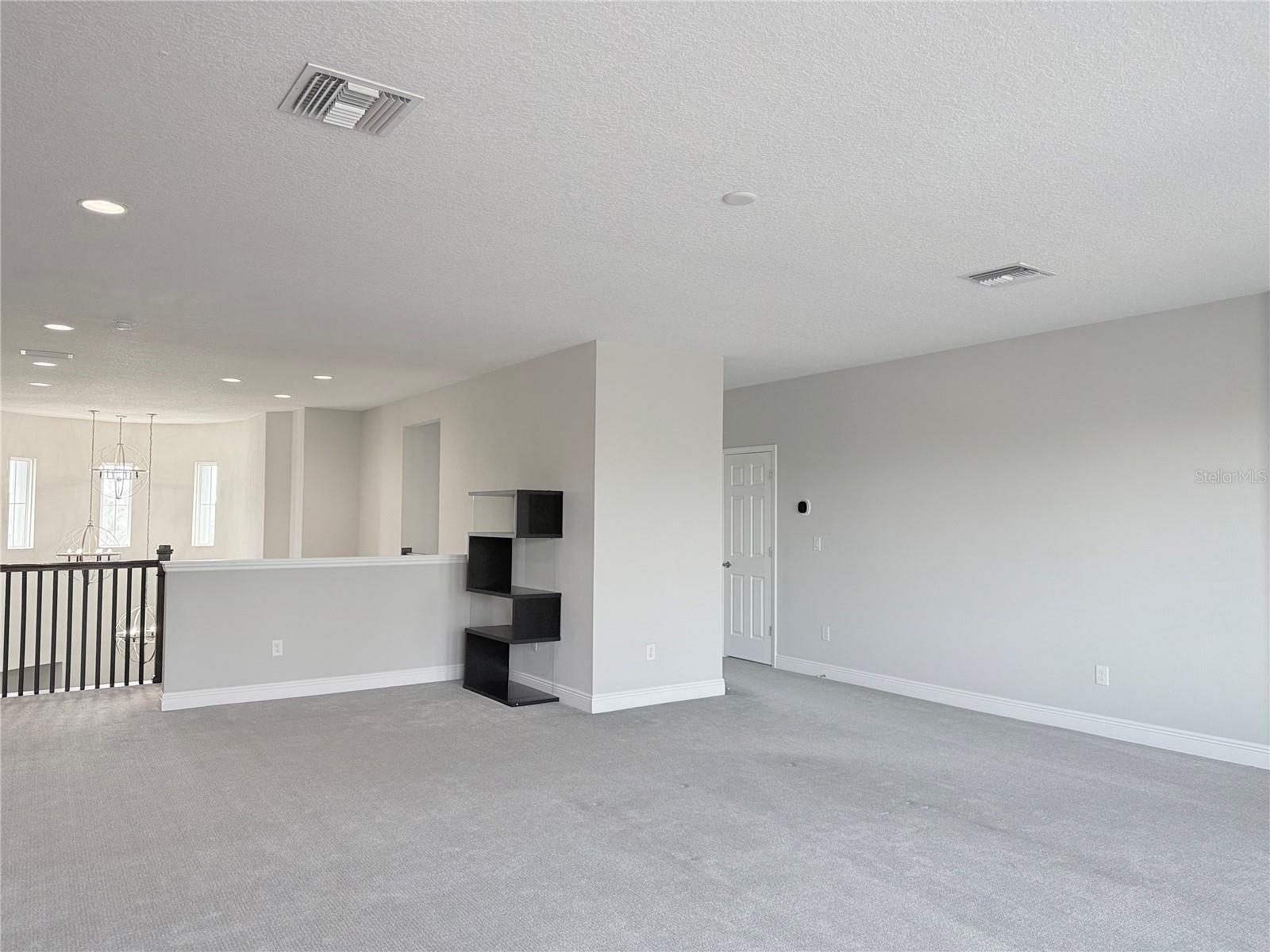 Image 49 of 76 For 7004 Mainland Avenue