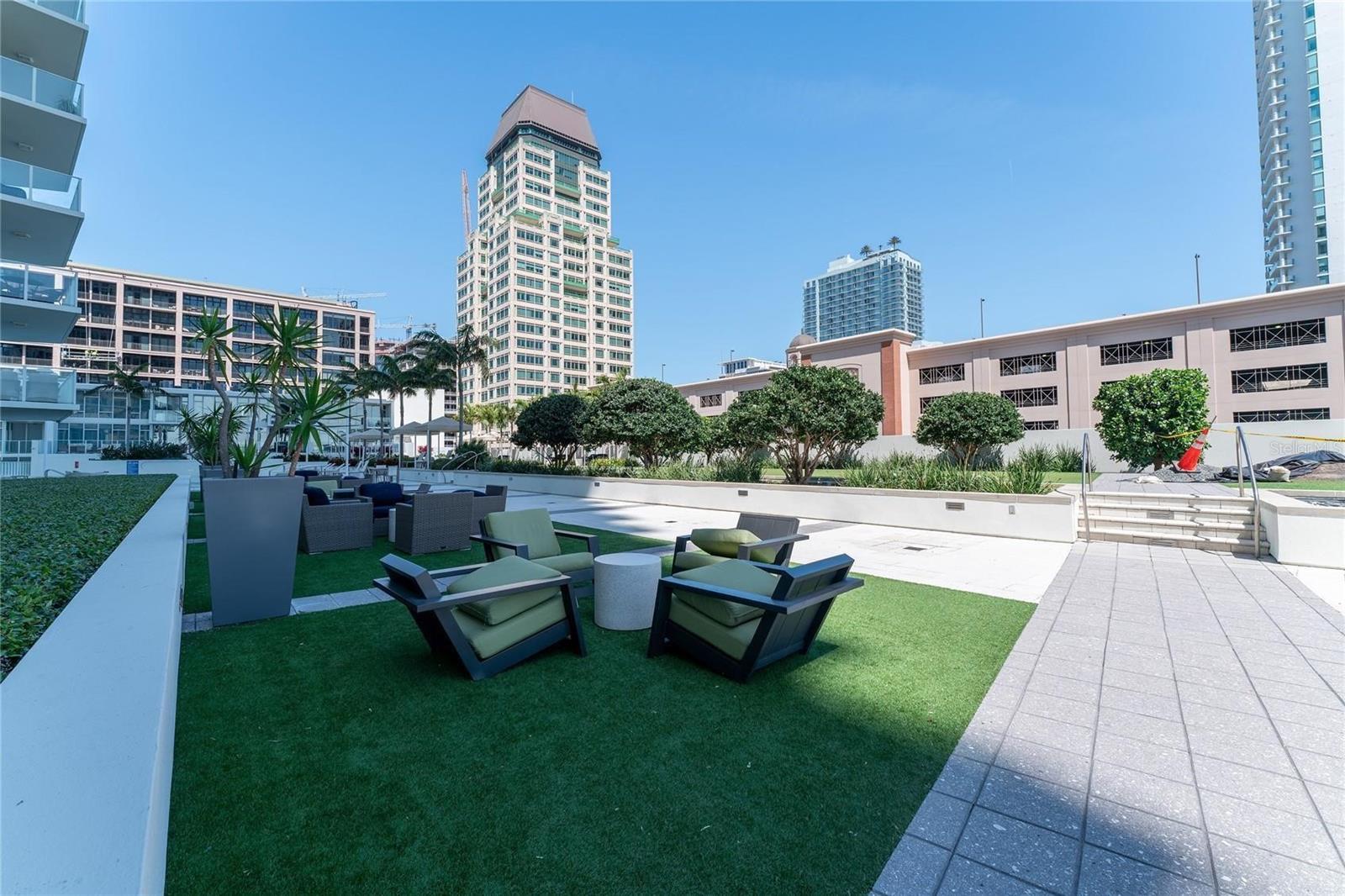 Image 27 of 42 For 175 1st Street S 406