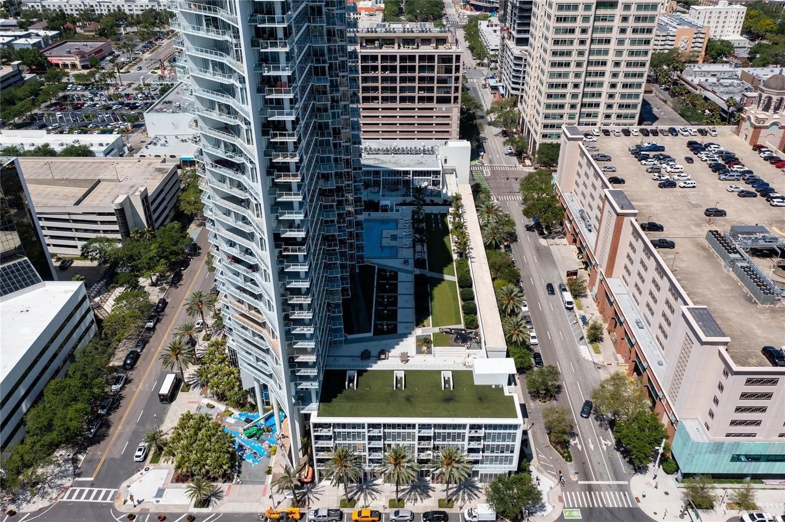 Image 37 of 42 For 175 1st Street S 406