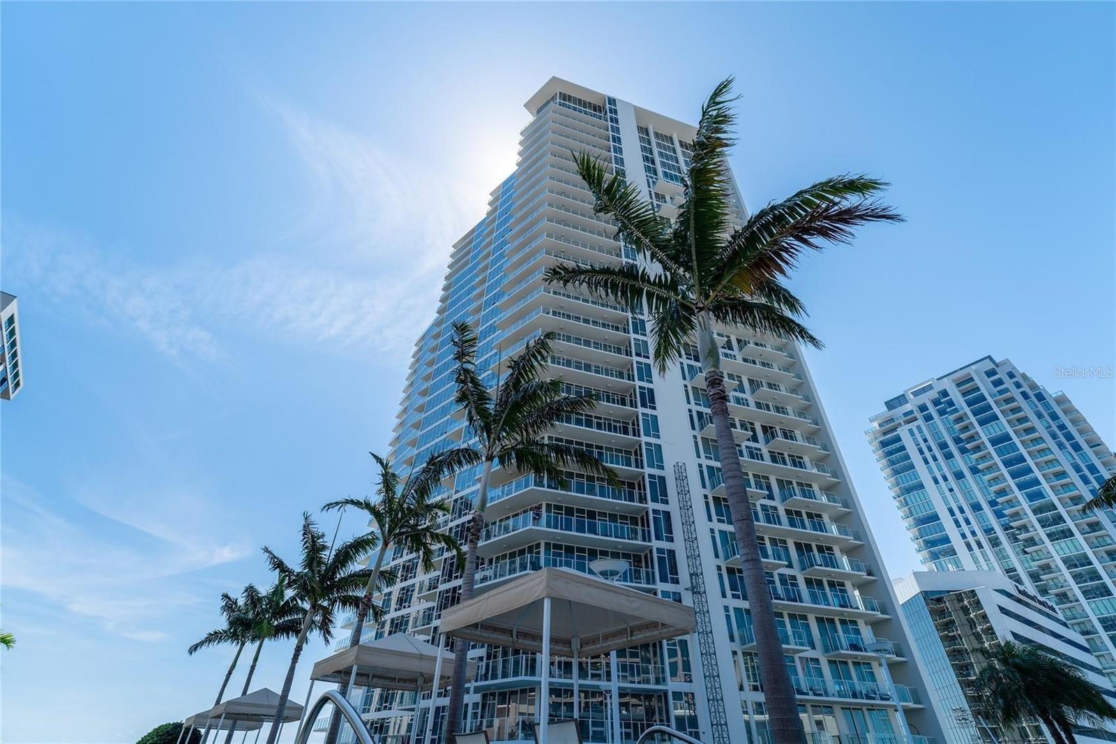 Image 38 of 42 For 175 1st Street S 406