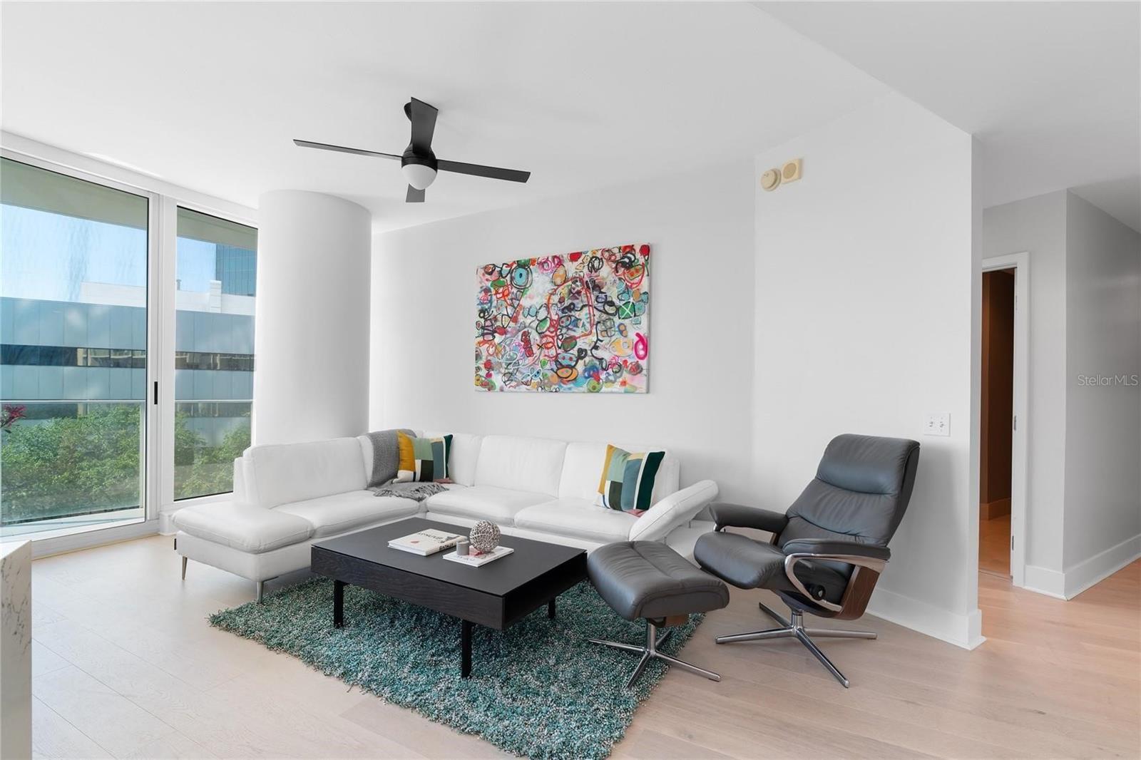 Image 4 of 42 For 175 1st Street S 406