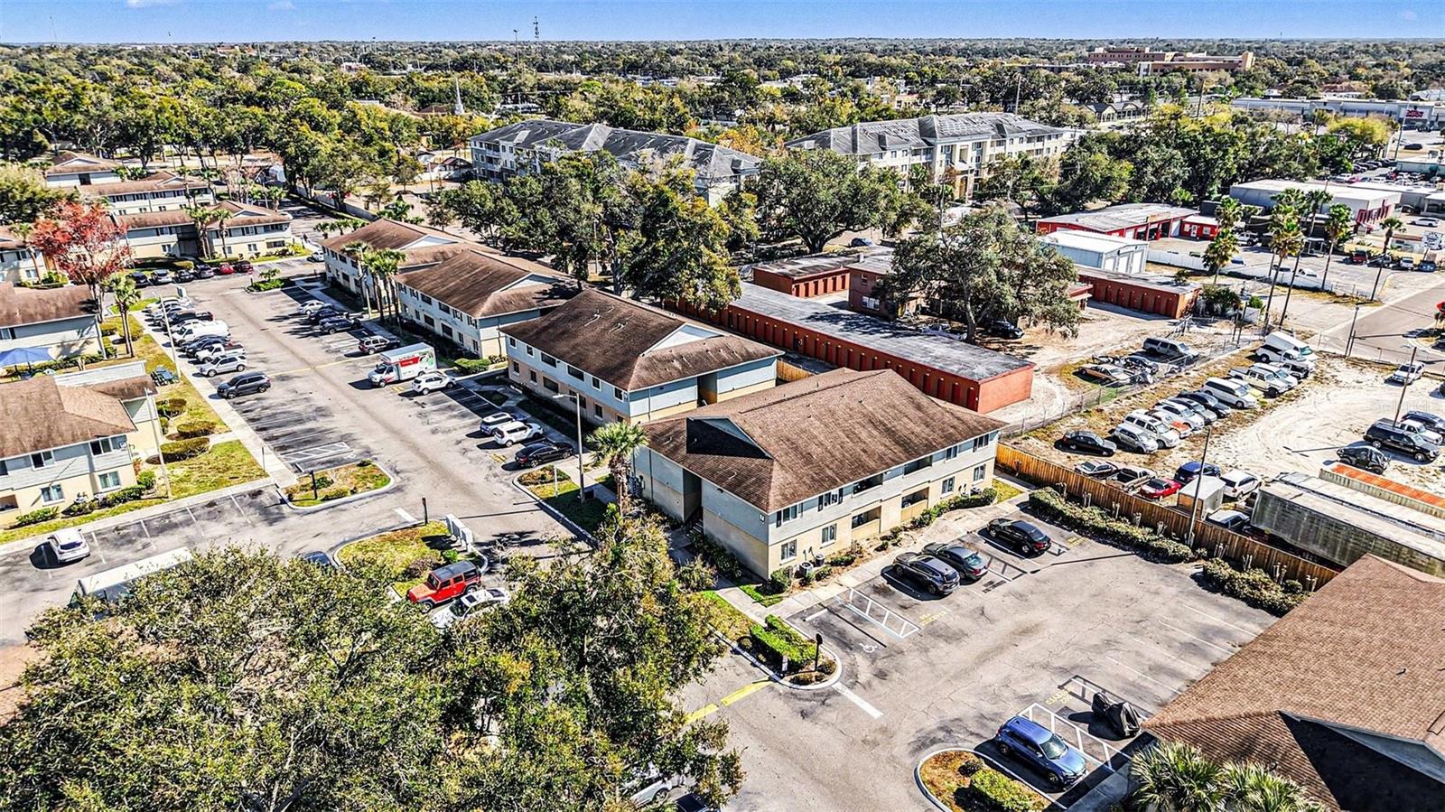 Image 30 of 33 For 550 Golden Raintree Place 550