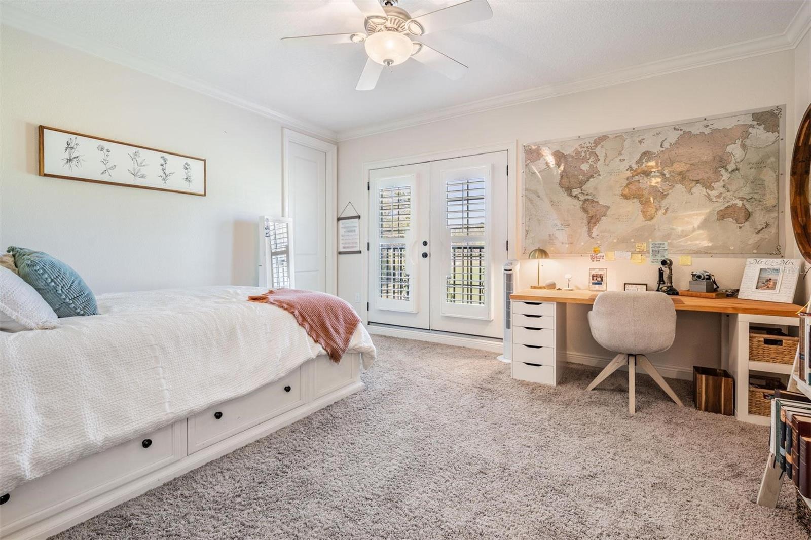 Listing photo id 39 for 5914 Fitzgerald Road