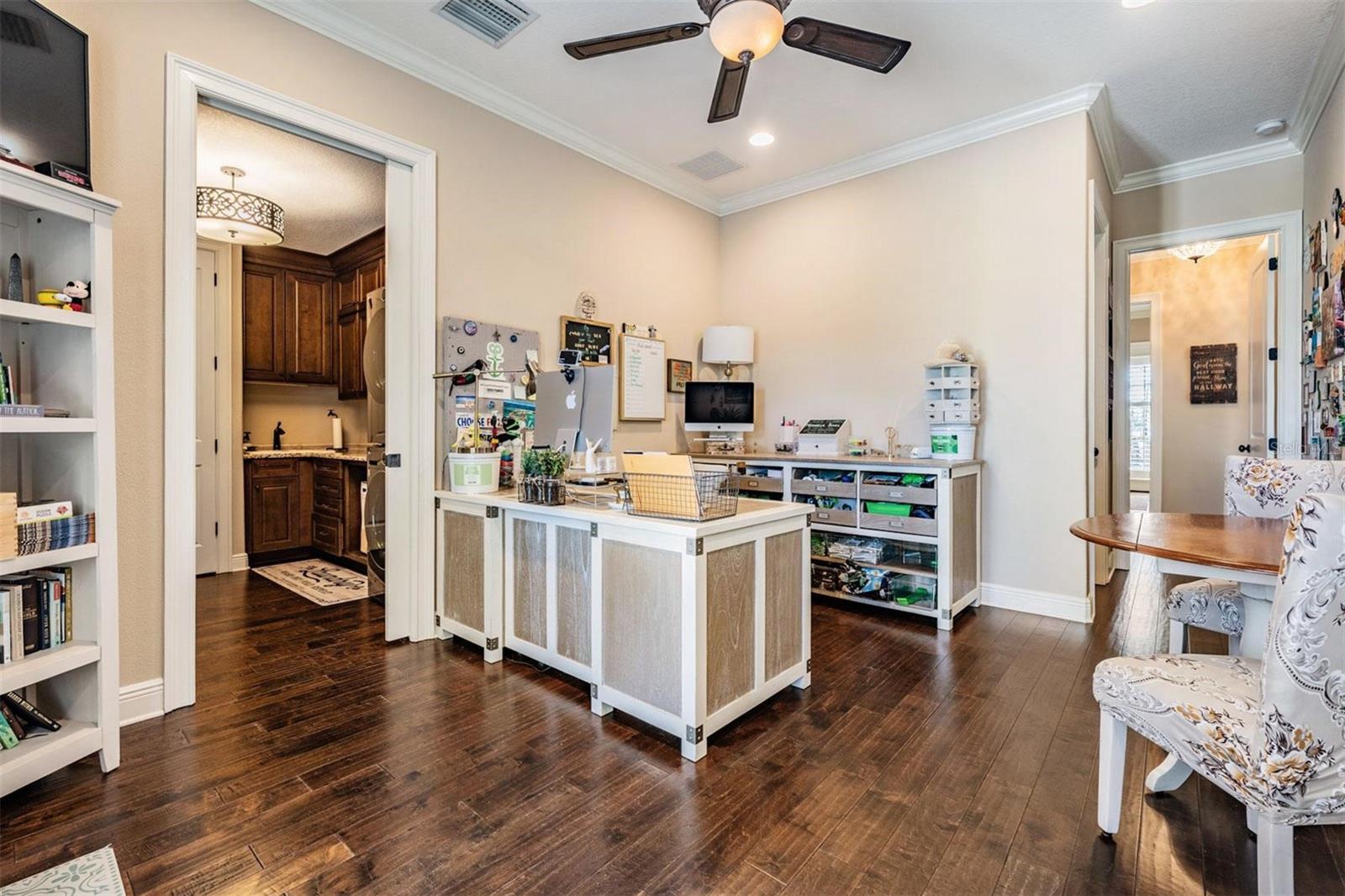 Listing photo id 45 for 5914 Fitzgerald Road