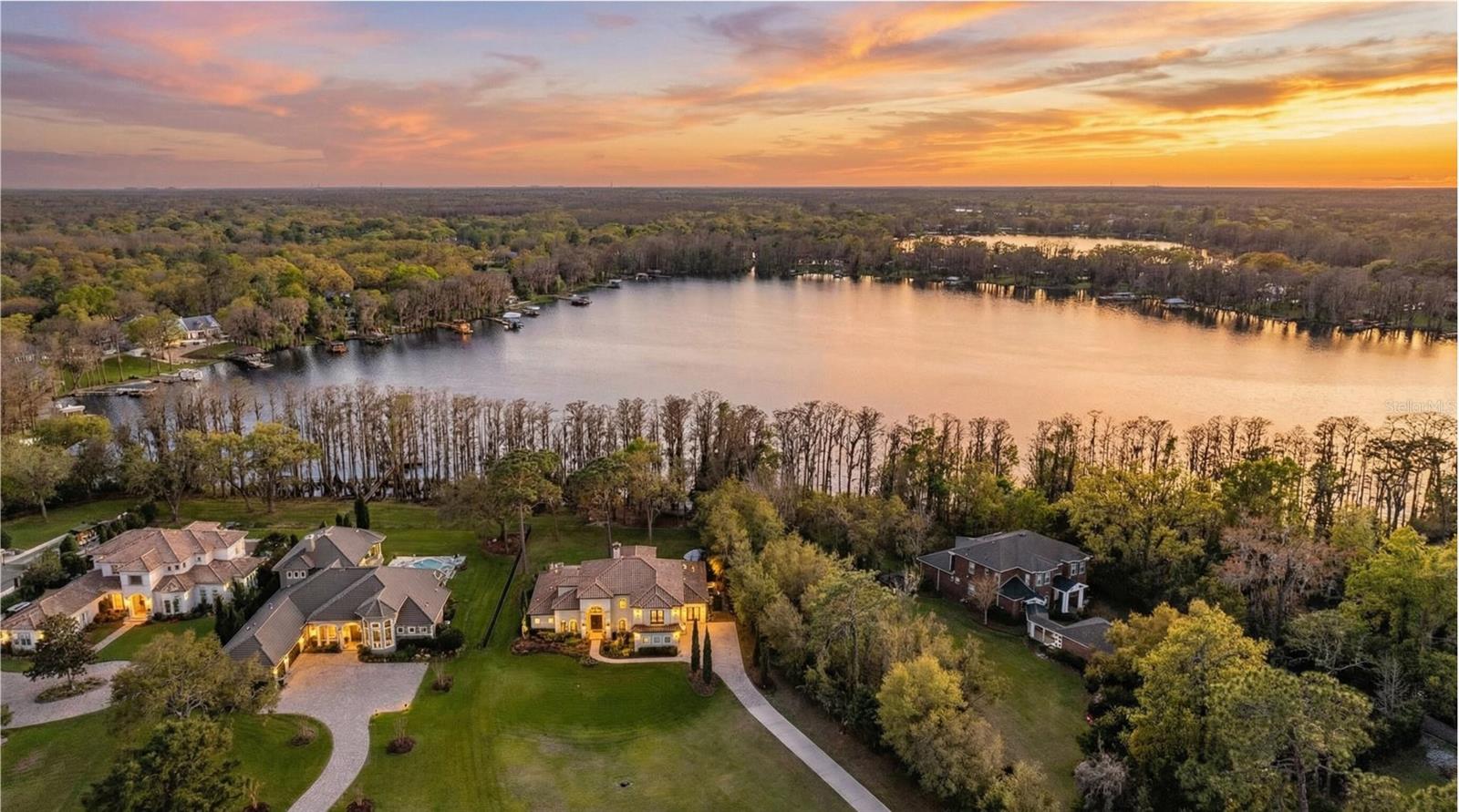 Listing photo id 67 for 5914 Fitzgerald Road