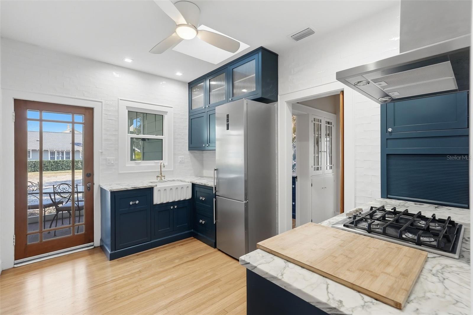 Image 16 of 43 For 141 15th Avenue N