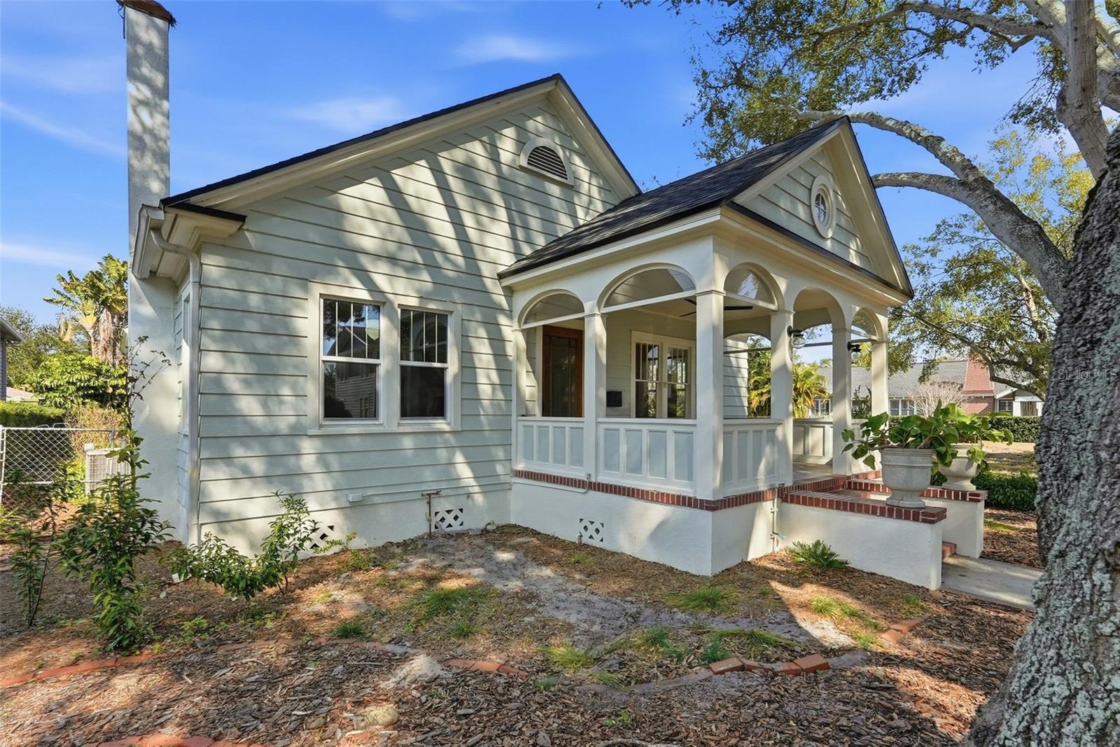 Image 2 of 43 For 141 15th Avenue N