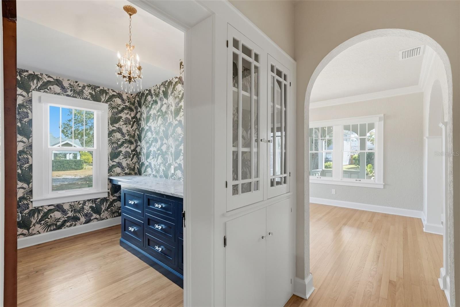 Image 20 of 43 For 141 15th Avenue N