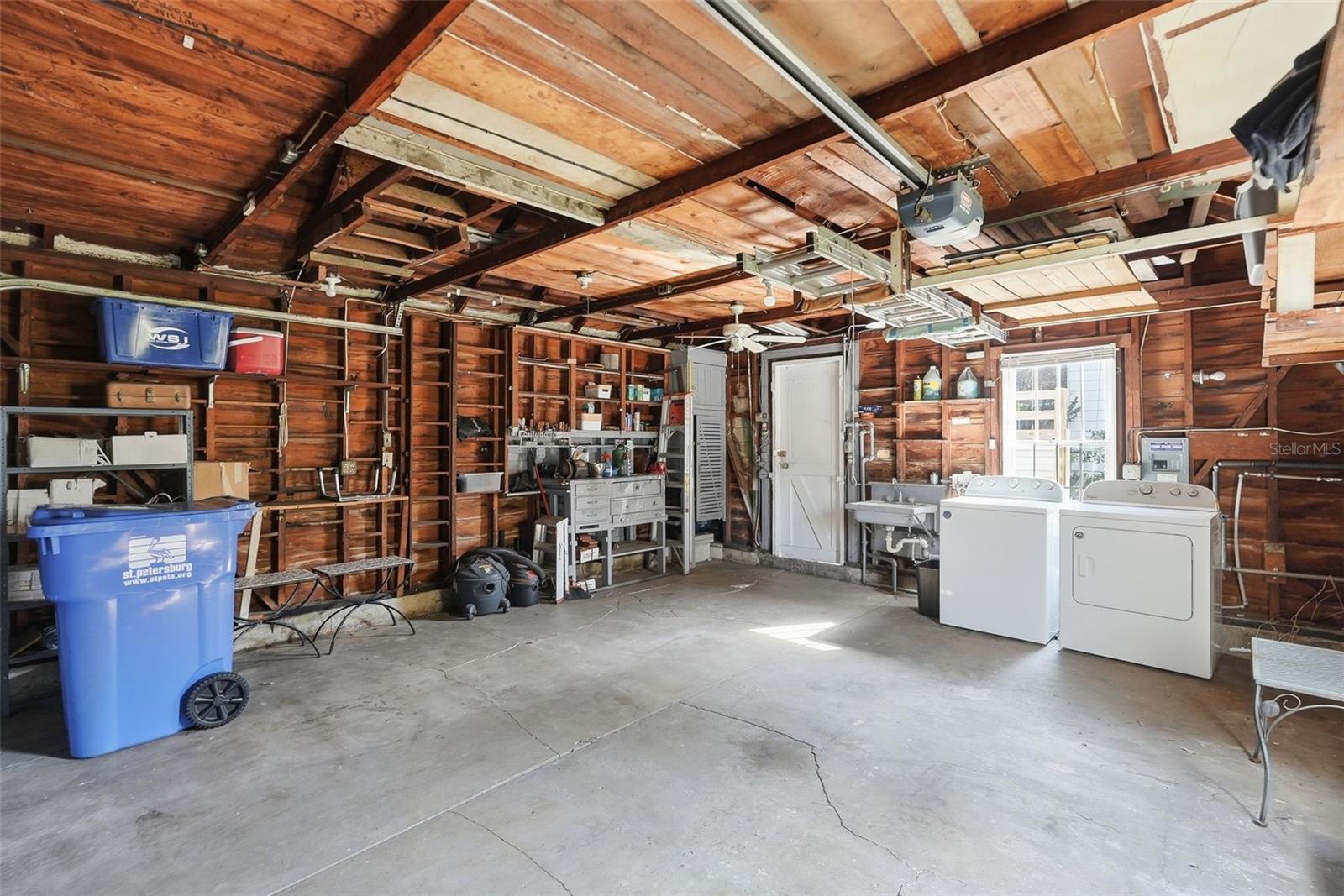 Image 28 of 43 For 141 15th Avenue N