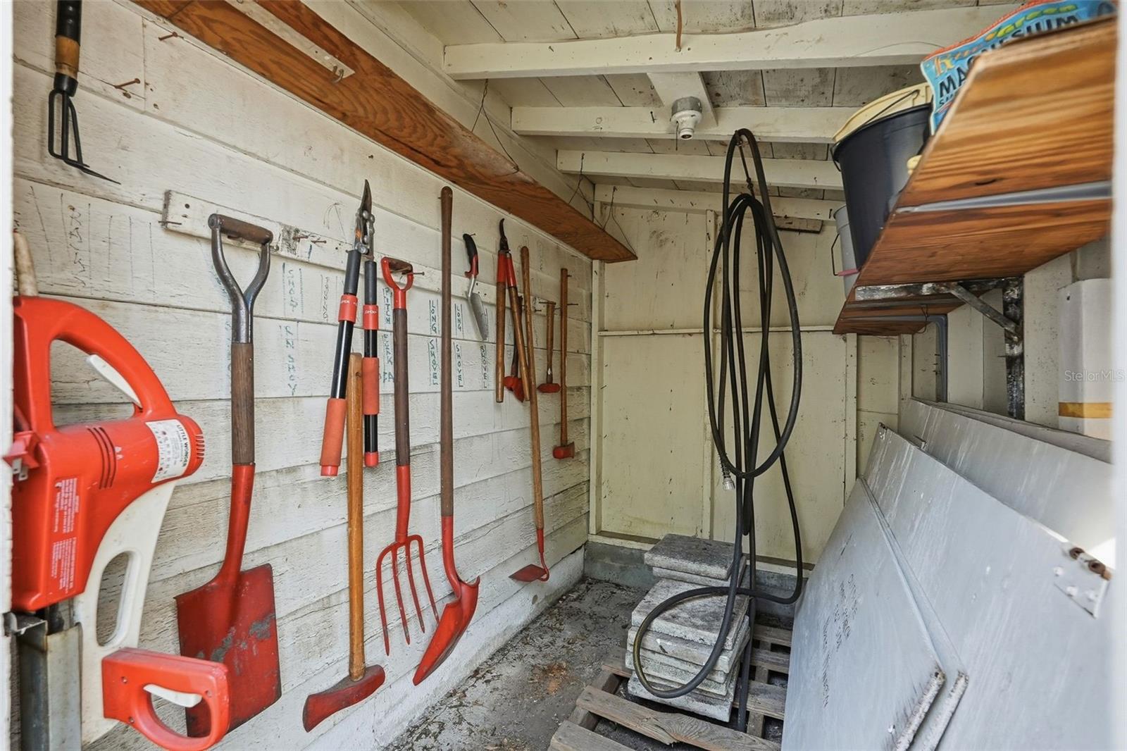 Image 29 of 43 For 141 15th Avenue N