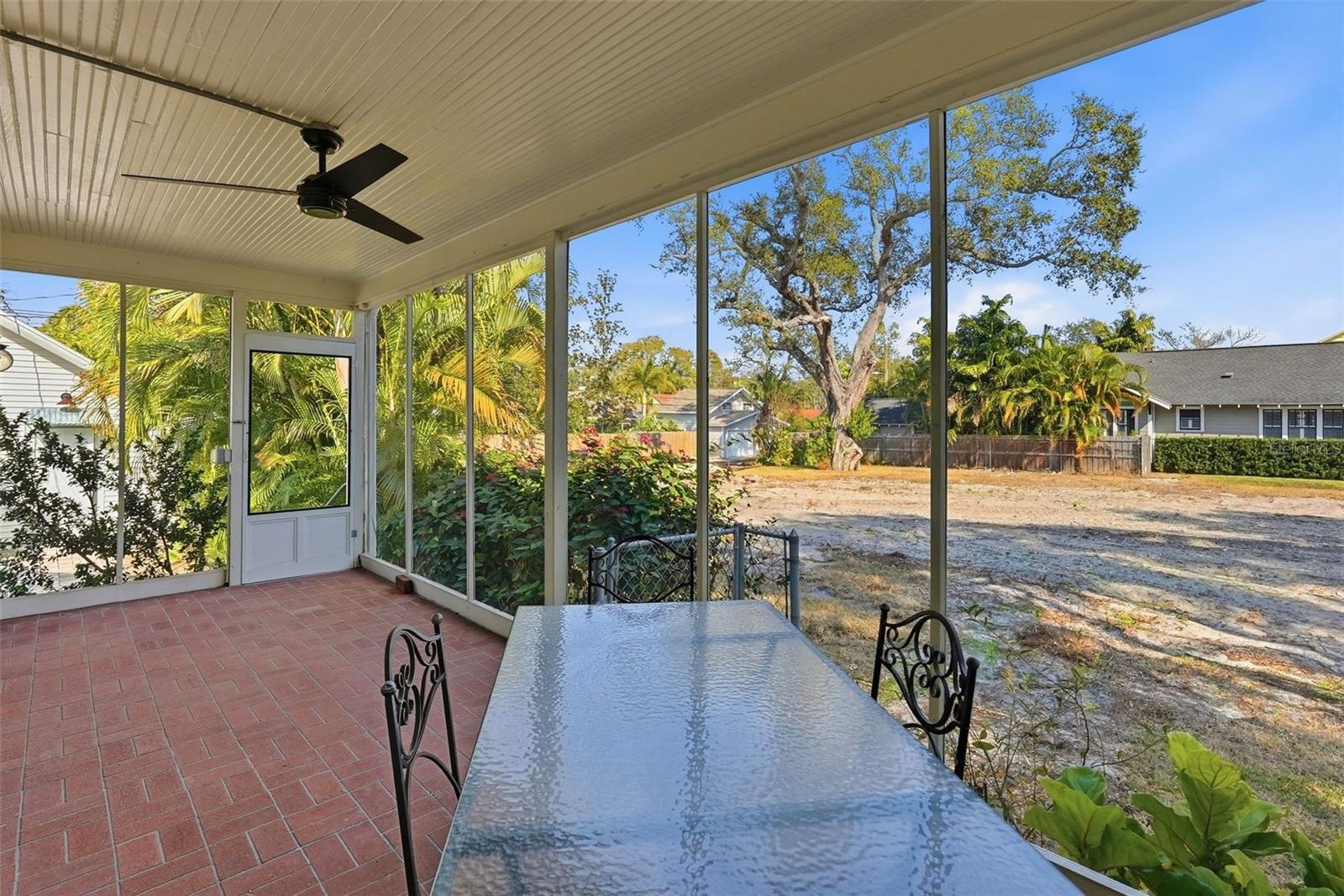 Image 31 of 43 For 141 15th Avenue N