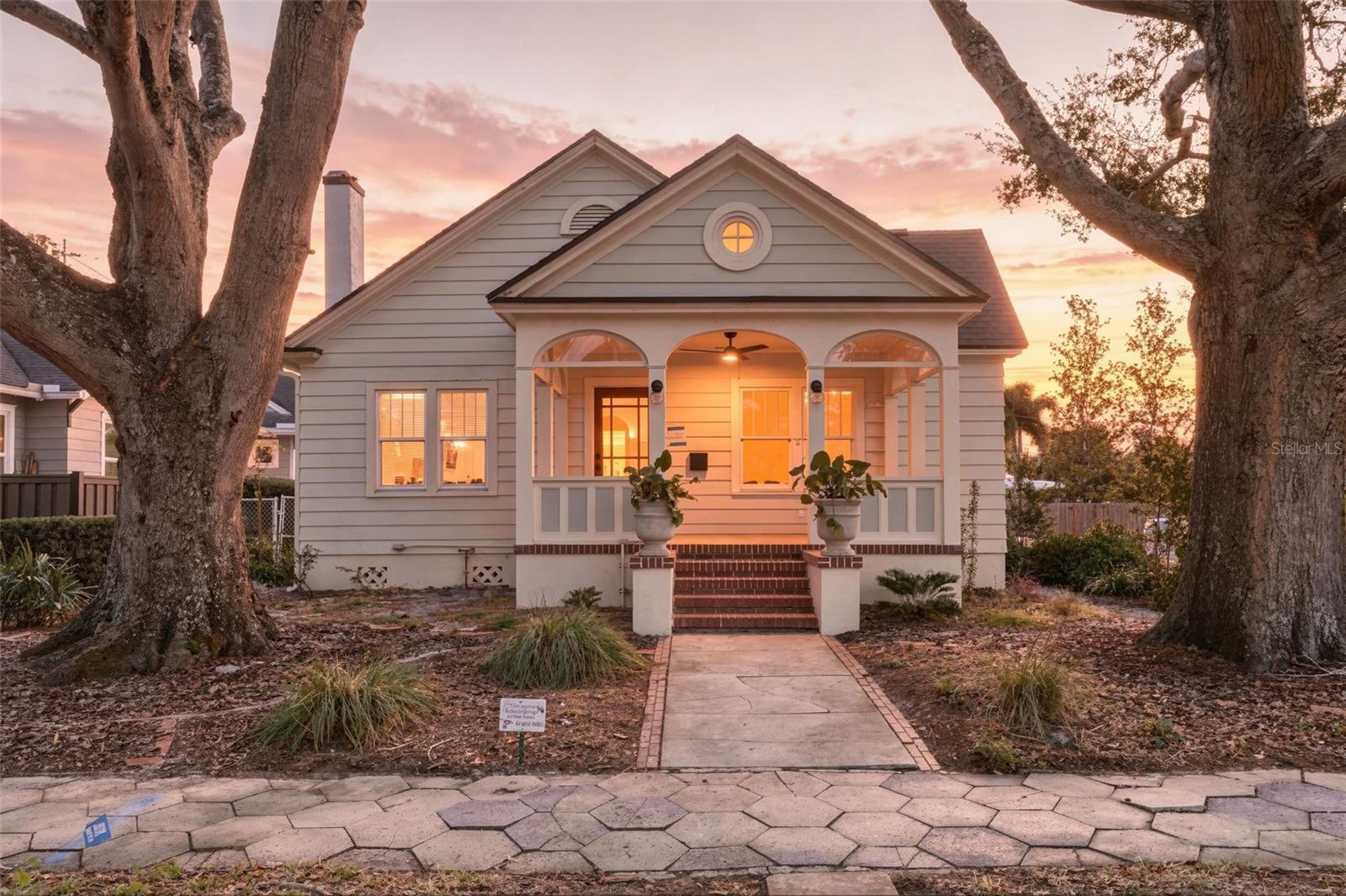 Image 34 of 43 For 141 15th Avenue N