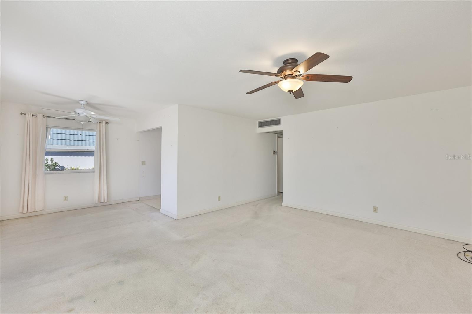 Image 10 of 58 For 1811 Bedford Lane 148