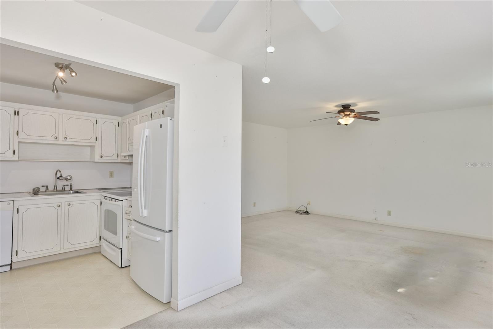 Image 12 of 58 For 1811 Bedford Lane 148