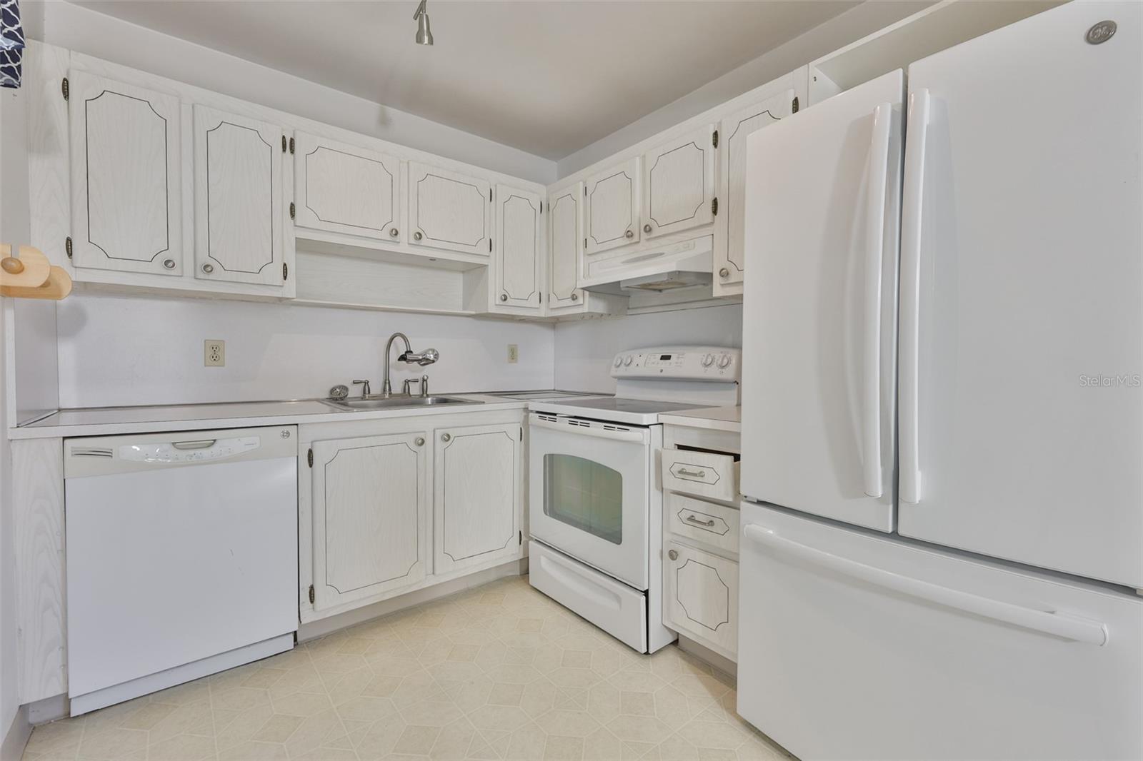 Image 14 of 58 For 1811 Bedford Lane 148