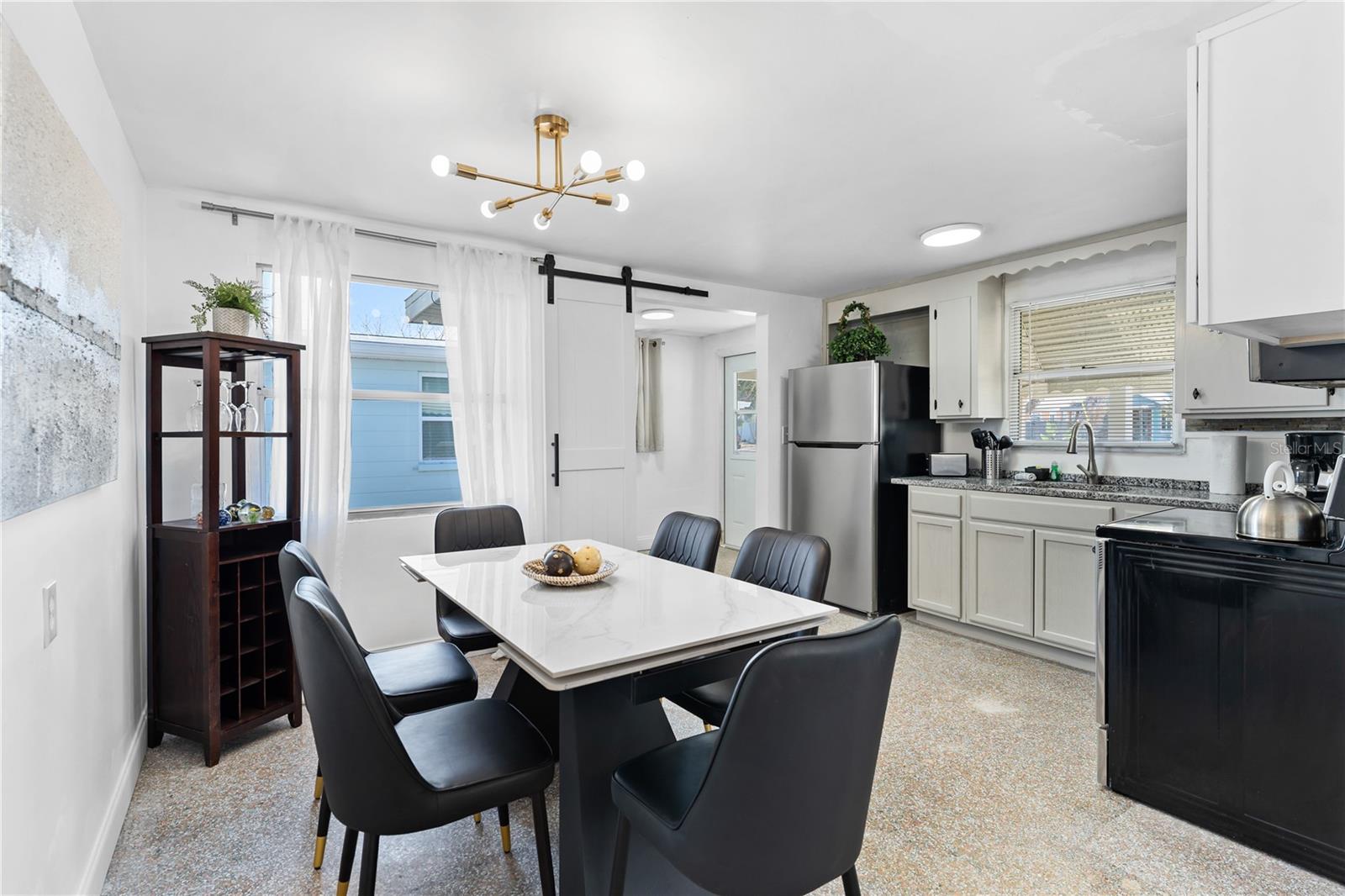 Image 13 of 36 For 13313 2nd Street E