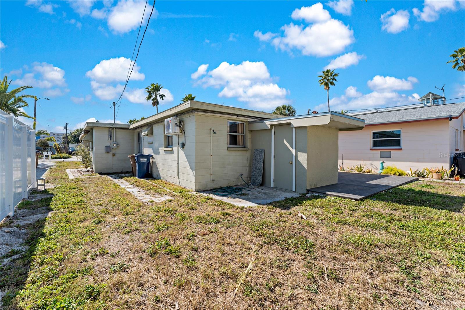 Image 28 of 36 For 13313 2nd Street E