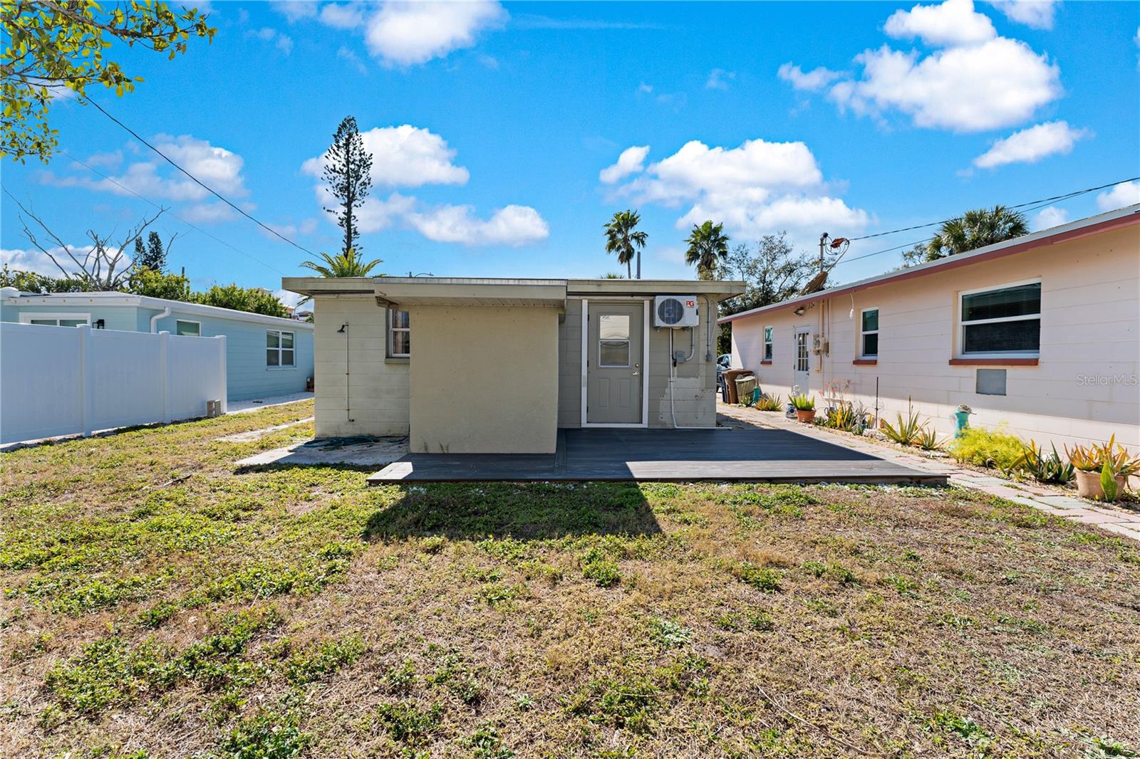 Image 29 of 36 For 13313 2nd Street E