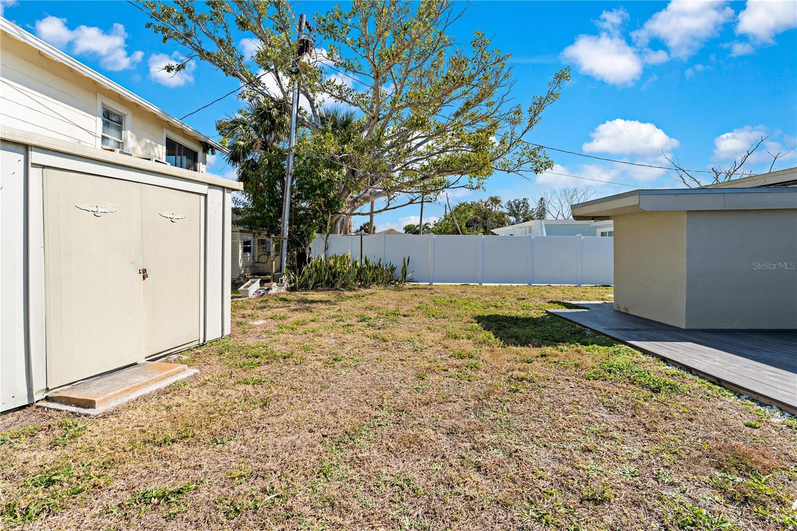 Image 31 of 36 For 13313 2nd Street E