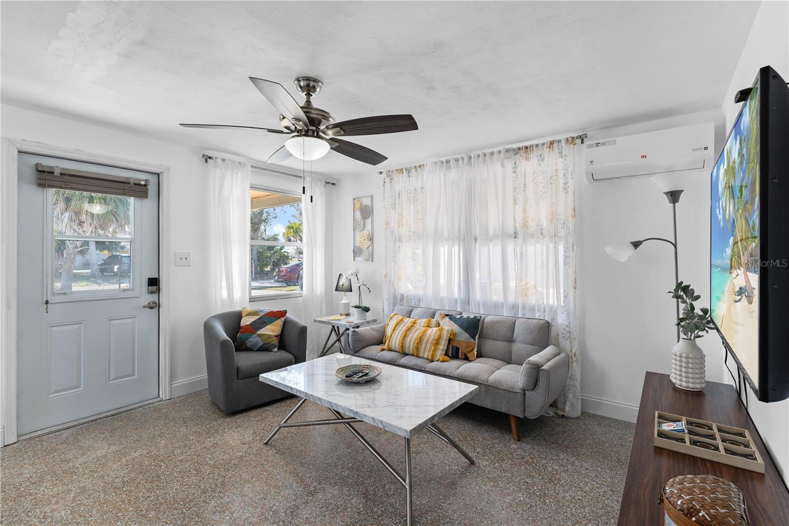 Image 5 of 36 For 13313 2nd Street E