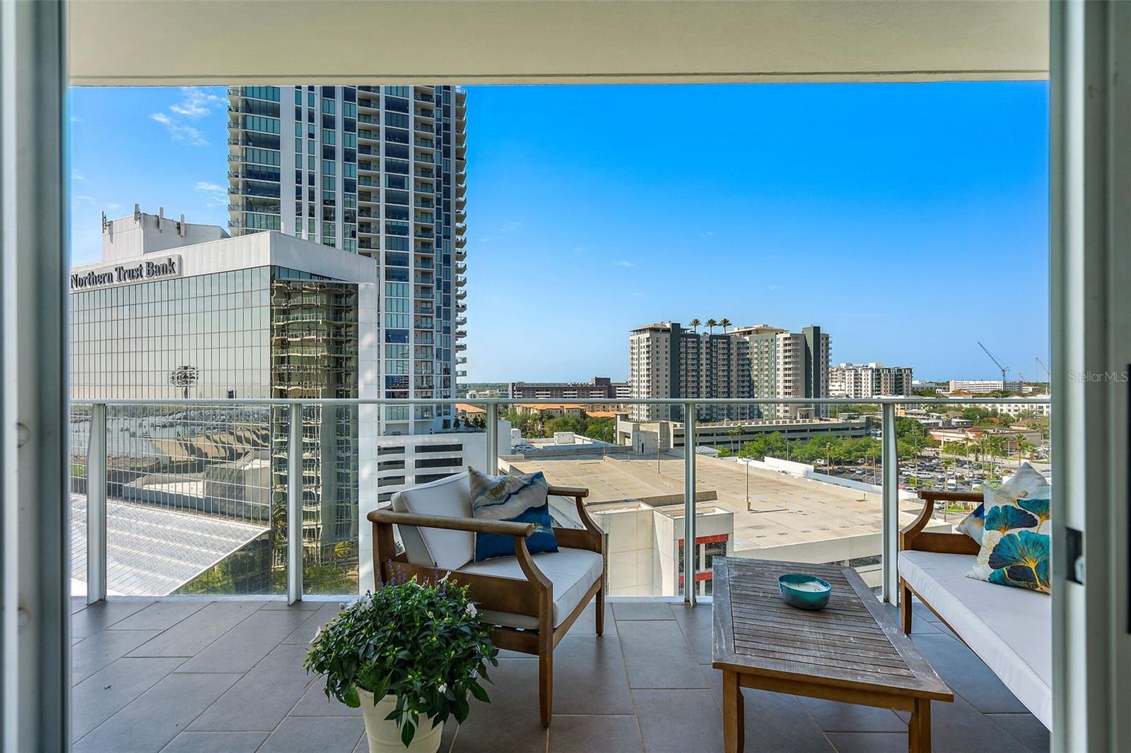 Image 14 of 31 For 175 1st Street S 1103