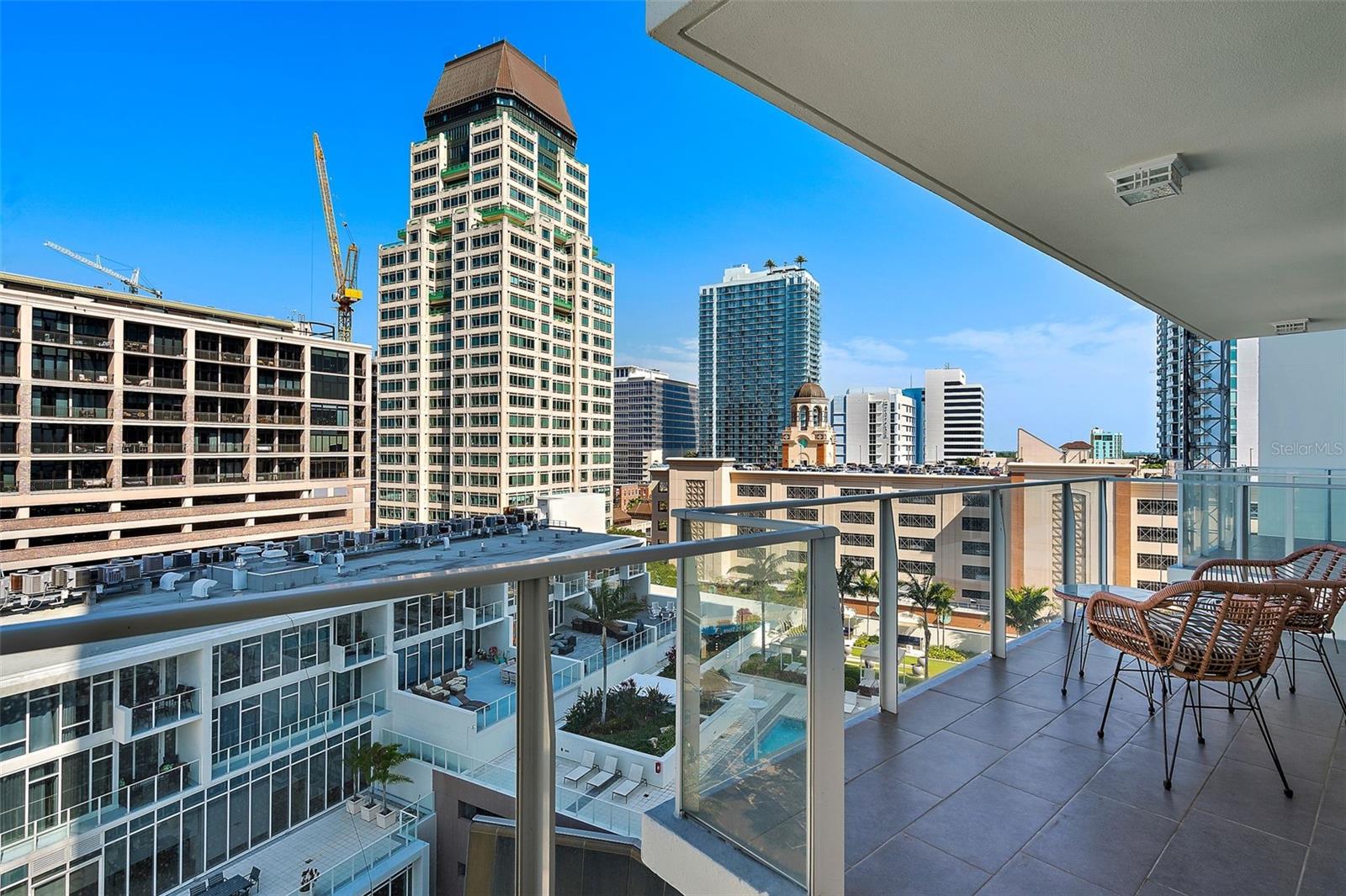 Image 17 of 31 For 175 1st Street S 1103