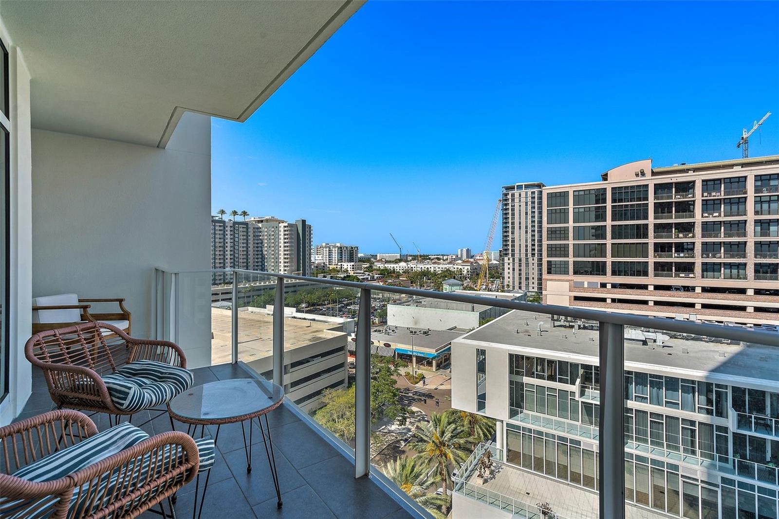 Image 20 of 31 For 175 1st Street S 1103