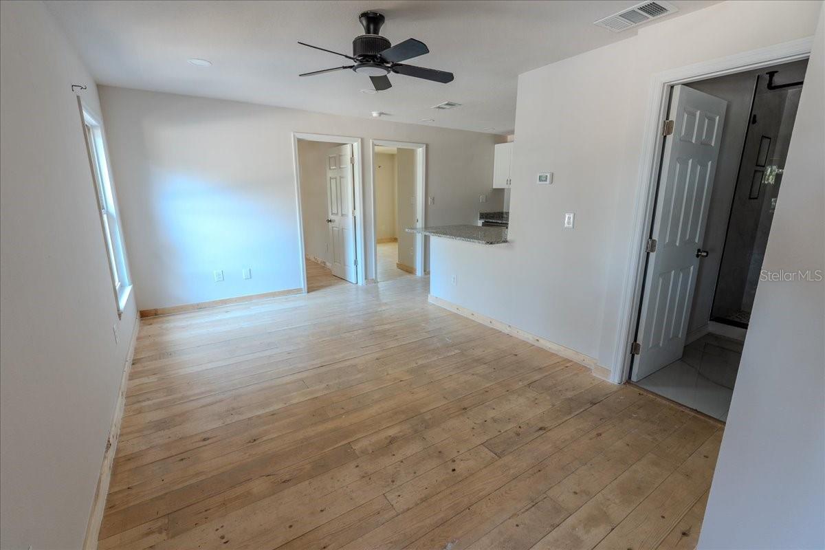 Image 2 of 13 For 2402 Martin Luther King Jr Boulevard 3