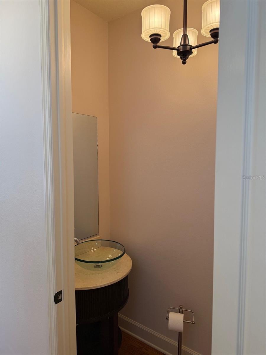 Image 10 of 17 For 107 Packwood Avenue C