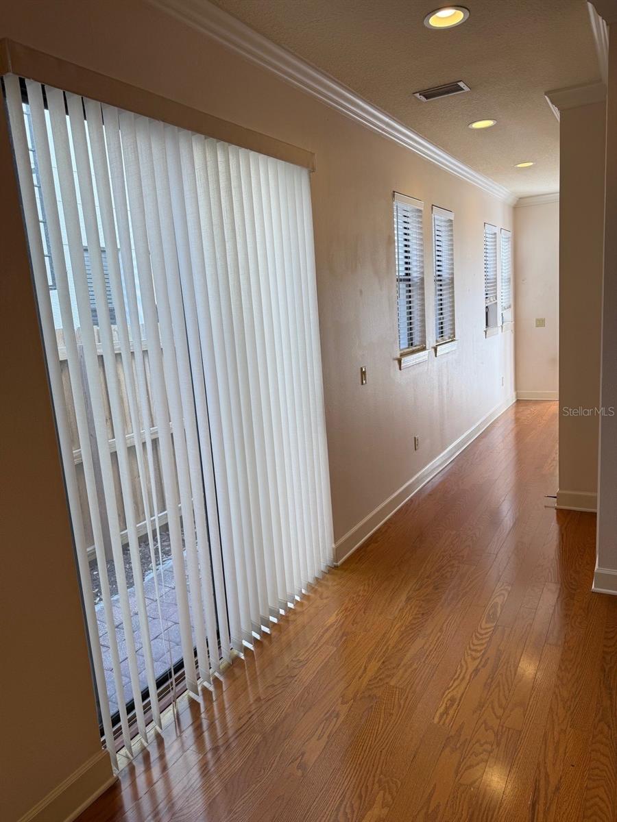 Image 5 of 17 For 107 Packwood Avenue C