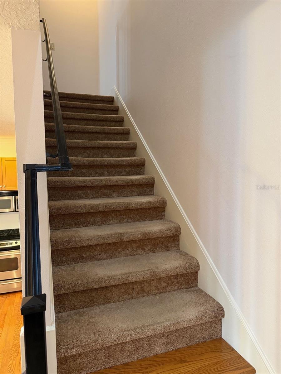 Image 9 of 17 For 107 Packwood Avenue C