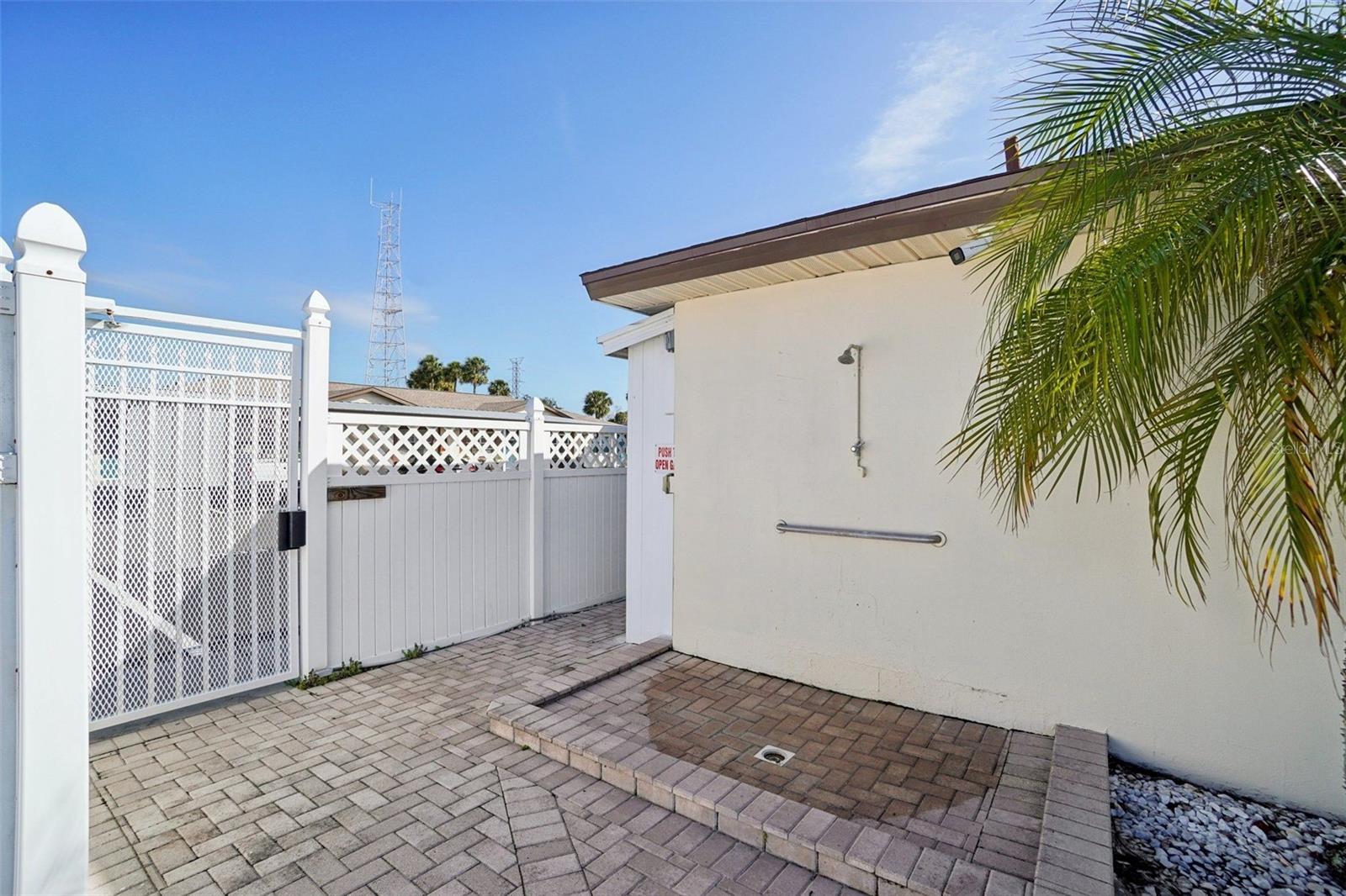 Image 28 of 29 For 24862 Us Highway 19 N 1701