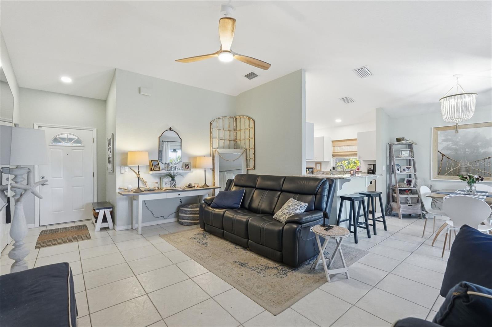 Image 10 of 49 For 2651 San Luis Road