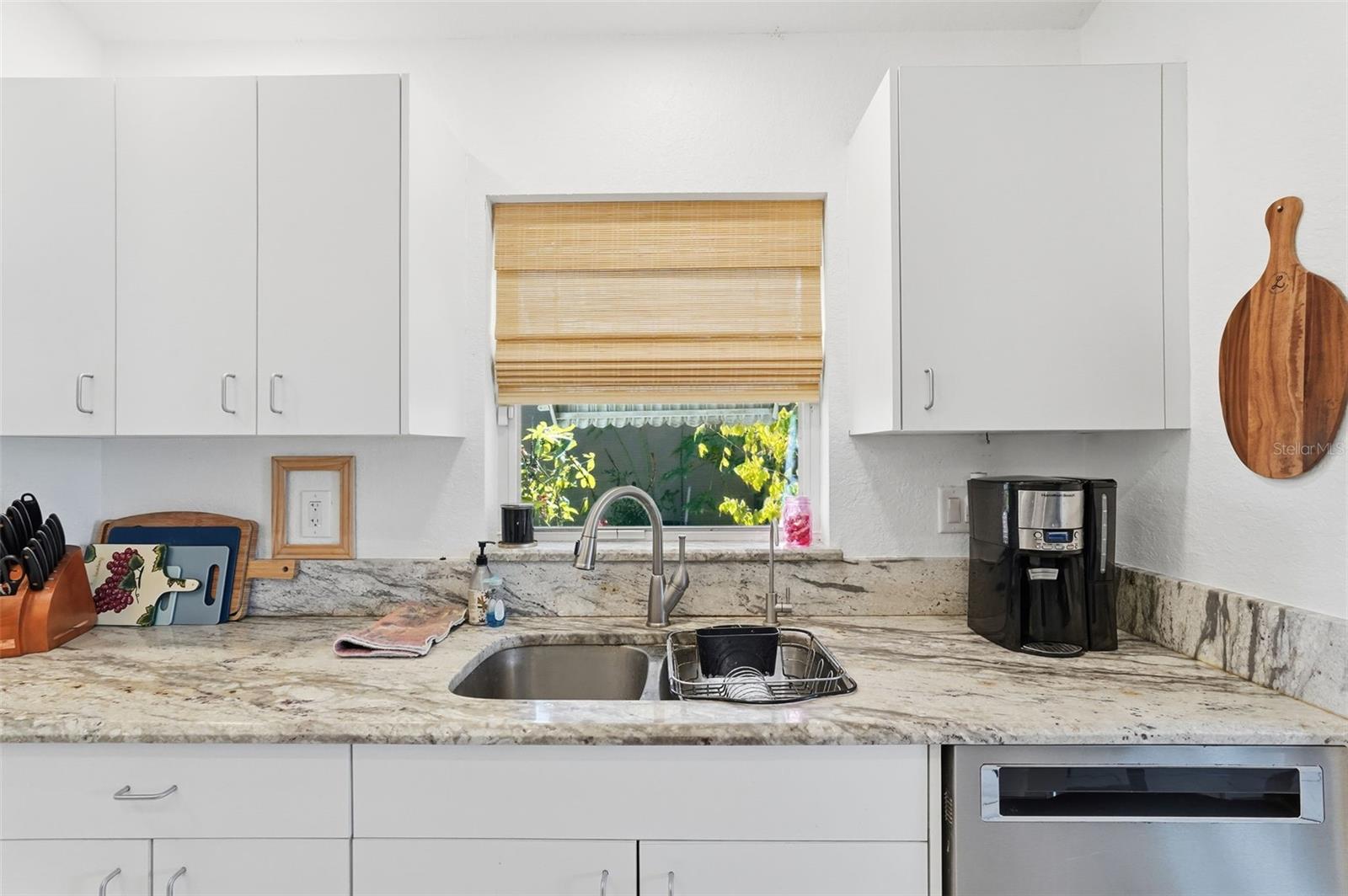 Image 15 of 49 For 2651 San Luis Road