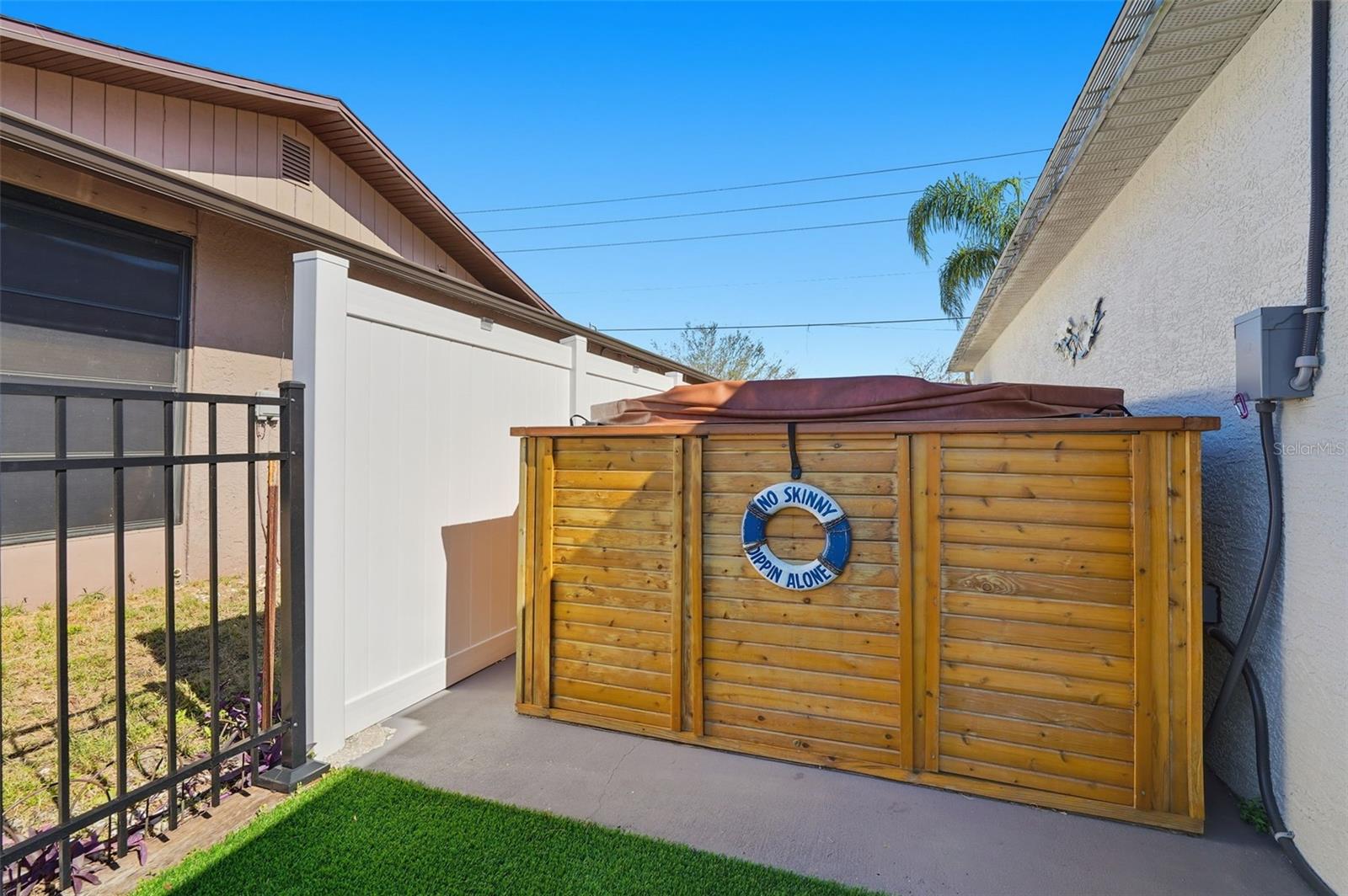 Image 29 of 49 For 2651 San Luis Road