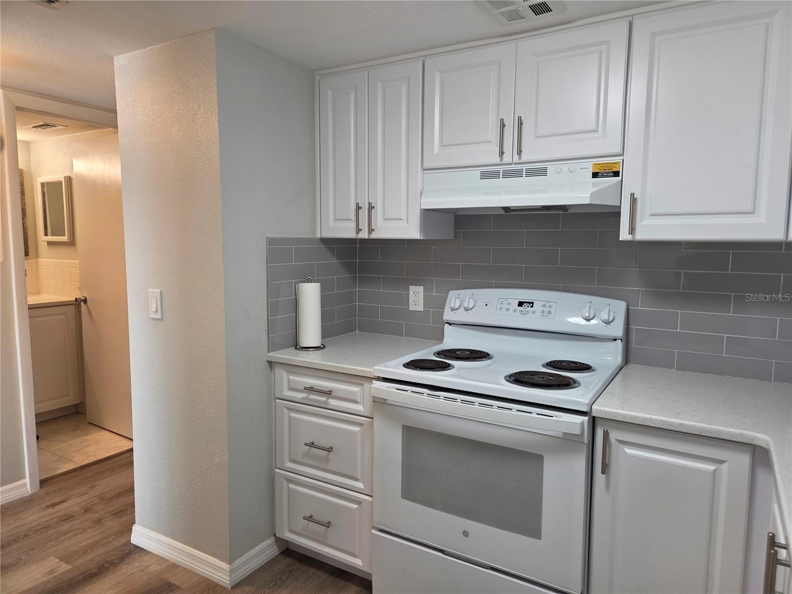 Image 14 of 29 For 2043 Denmark Street 9