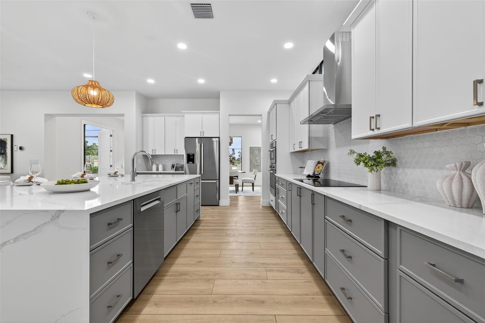 Image 23 of 55 For 4527 26th Avenue S