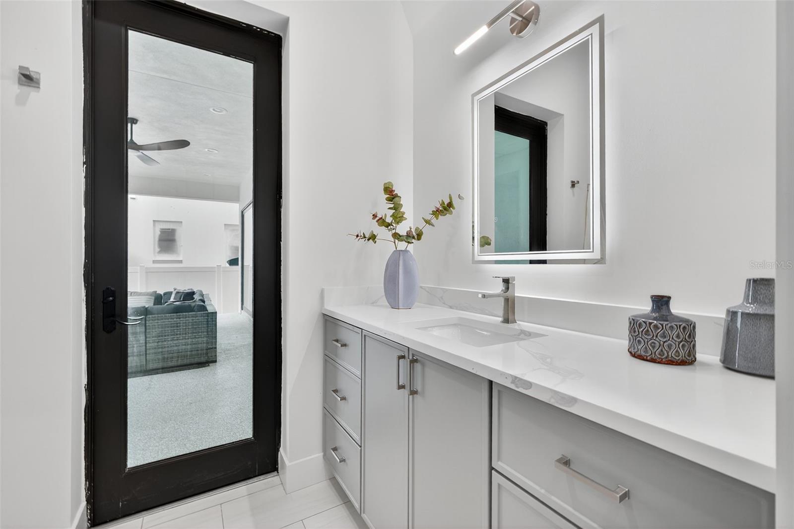 Image 26 of 55 For 4527 26th Avenue S