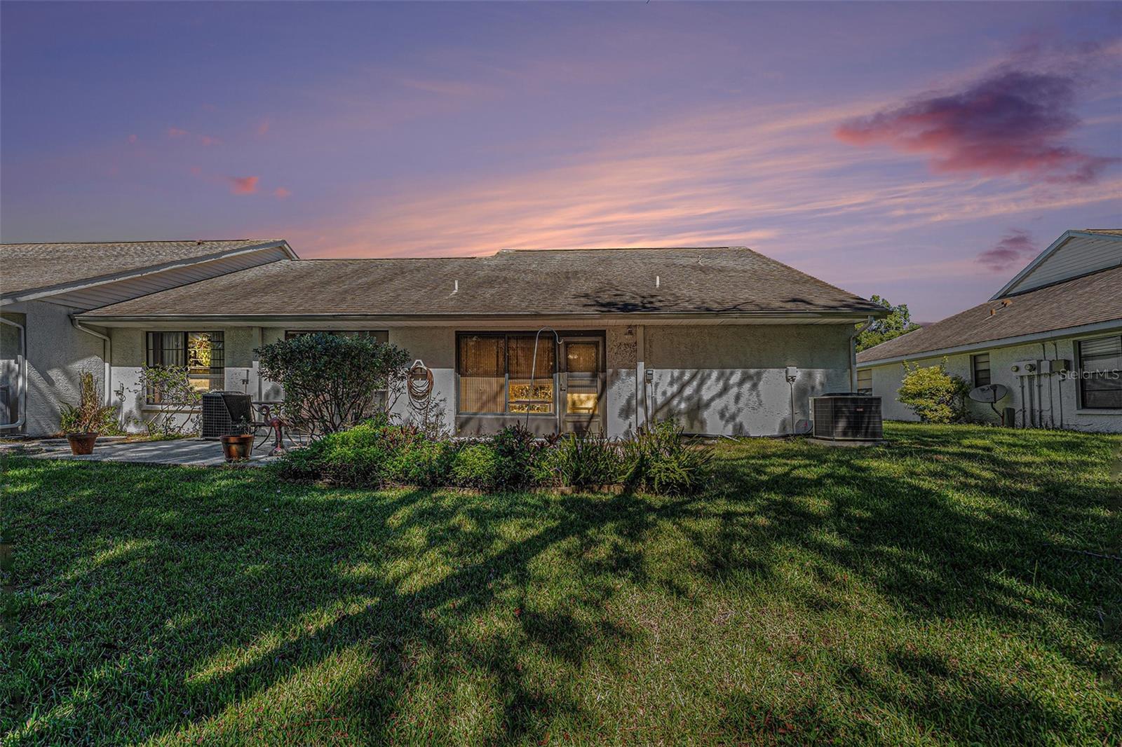 Image 28 of 34 For 10736 Laquinta Drive