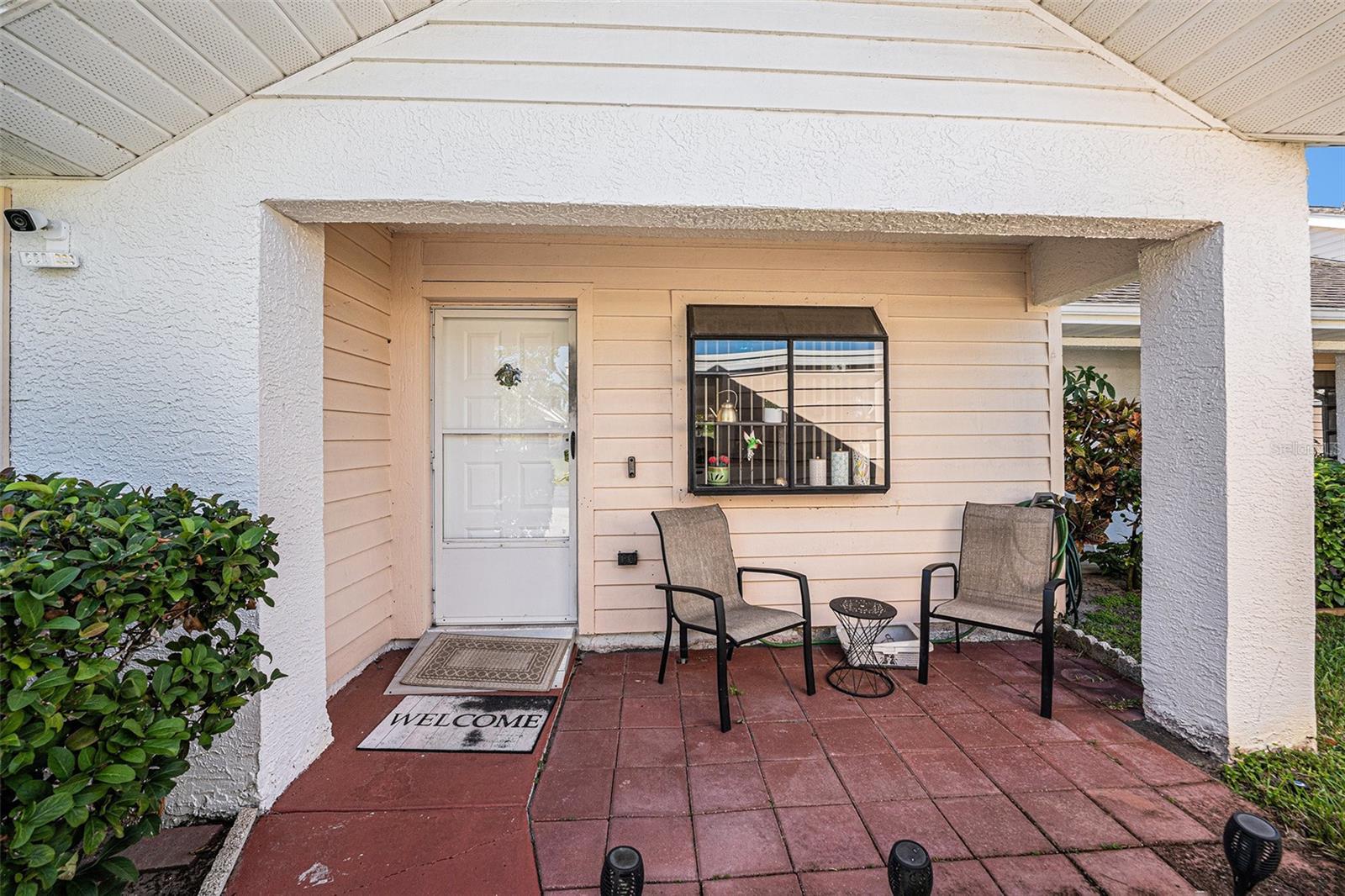 Image 5 of 34 For 10736 Laquinta Drive