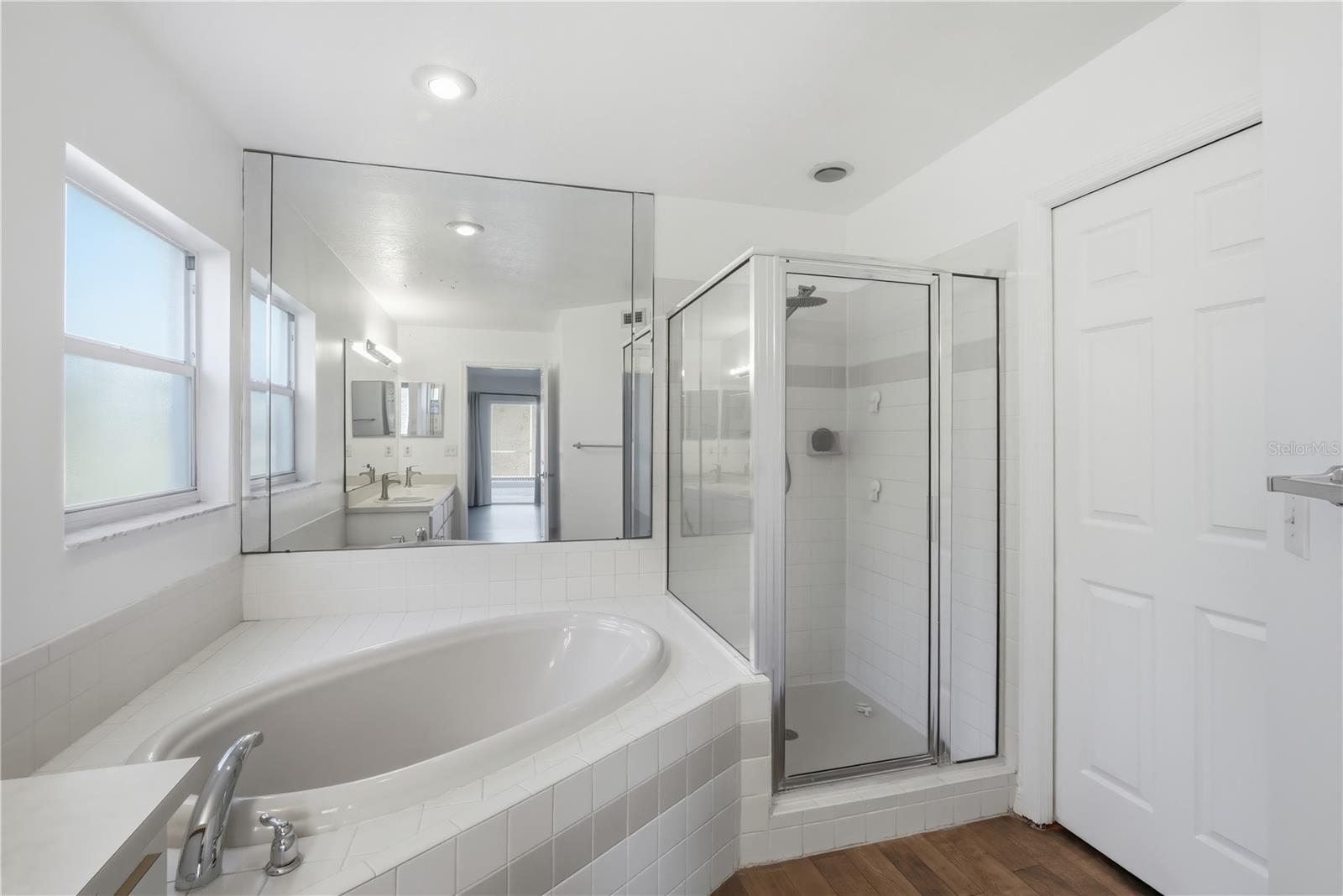 Image 13 of 28 For 11519 Whispering Hollow Drive