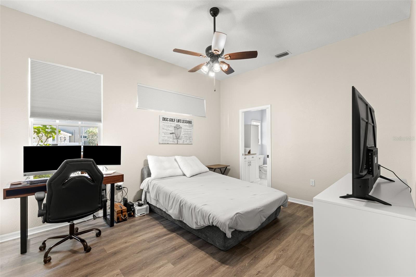 Image 32 of 51 For 1717 Arabian Lane