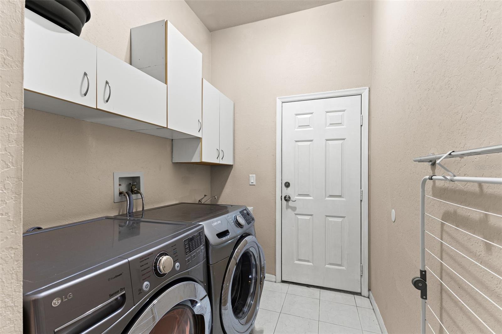 Image 38 of 51 For 1717 Arabian Lane