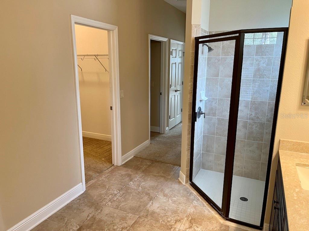 Image 19 of 51 For 15604 Hampton Village Drive