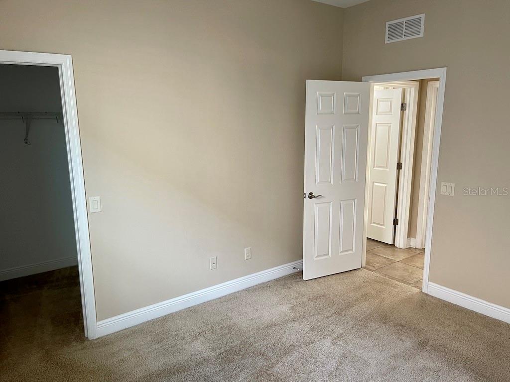 Image 30 of 51 For 15604 Hampton Village Drive