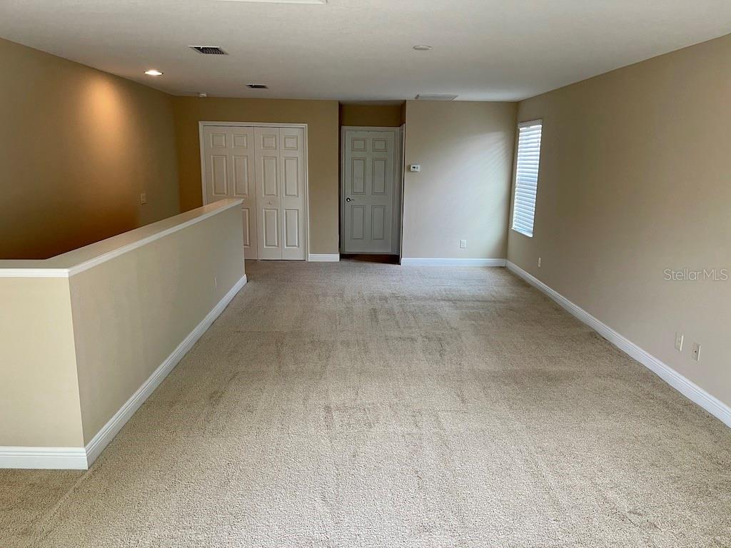 Image 37 of 51 For 15604 Hampton Village Drive