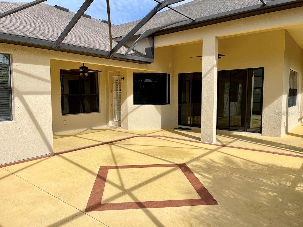 Image 44 of 51 For 15604 Hampton Village Drive