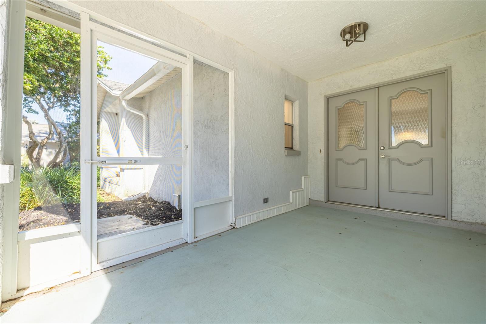 Image 29 of 42 For 3569 Oak Lake Drive