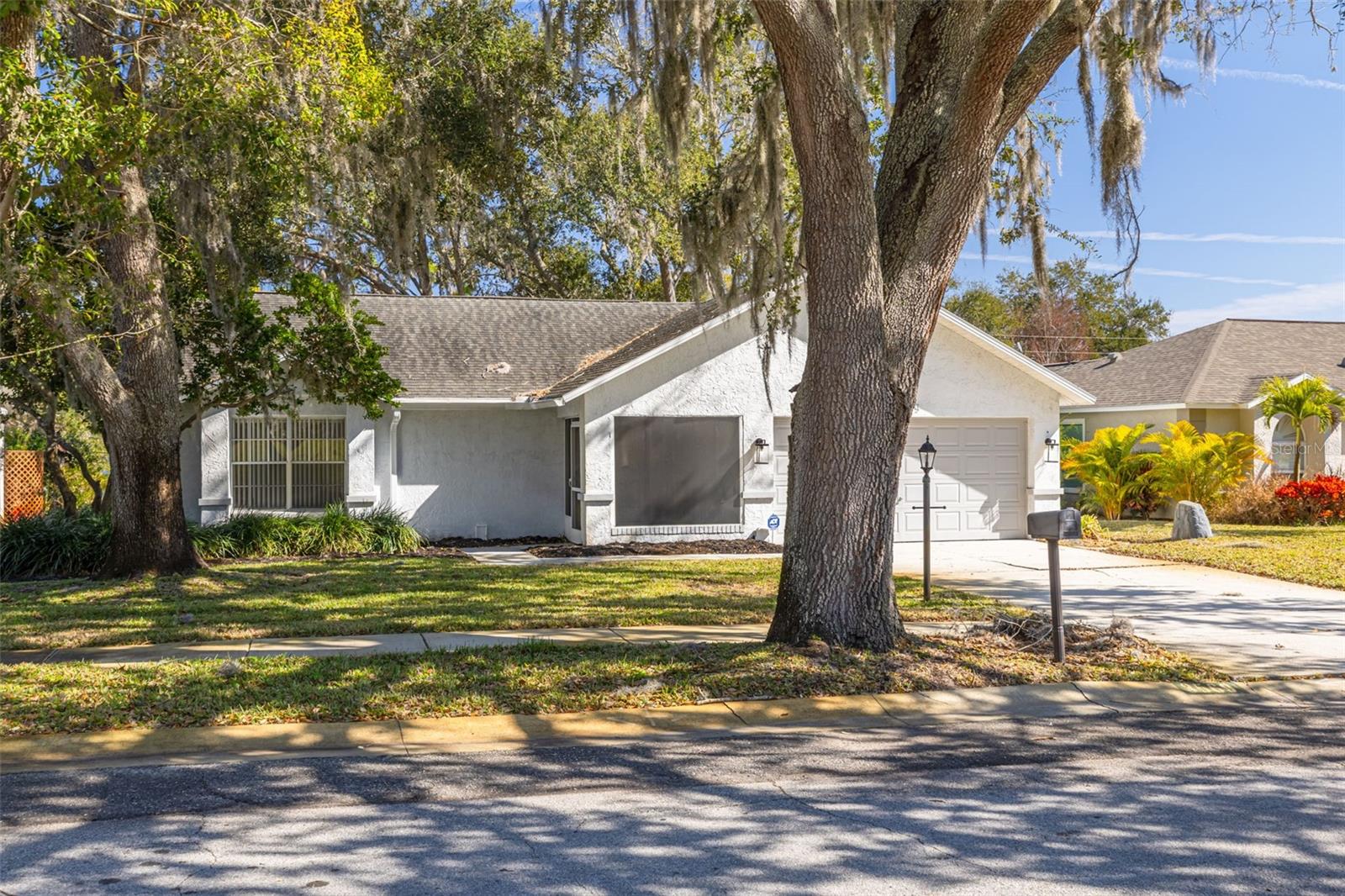 Image 31 of 42 For 3569 Oak Lake Drive