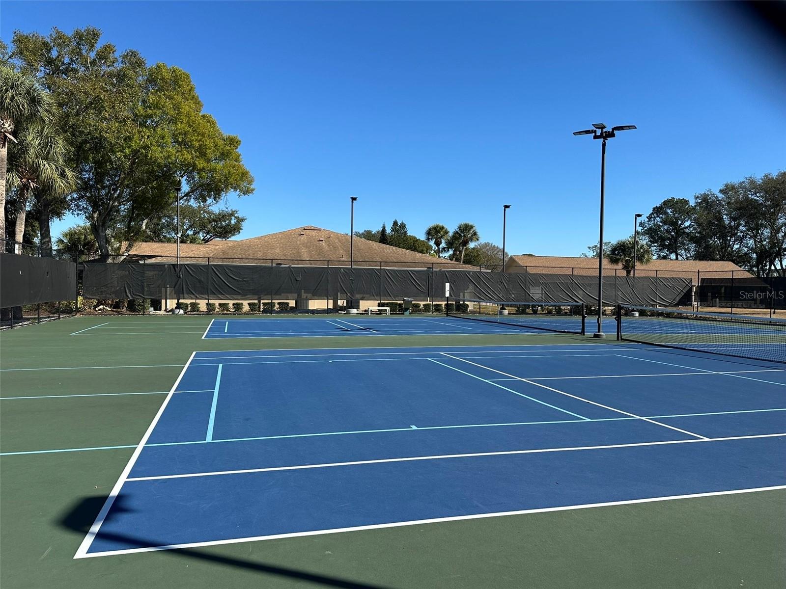 Image 39 of 42 For 3569 Oak Lake Drive